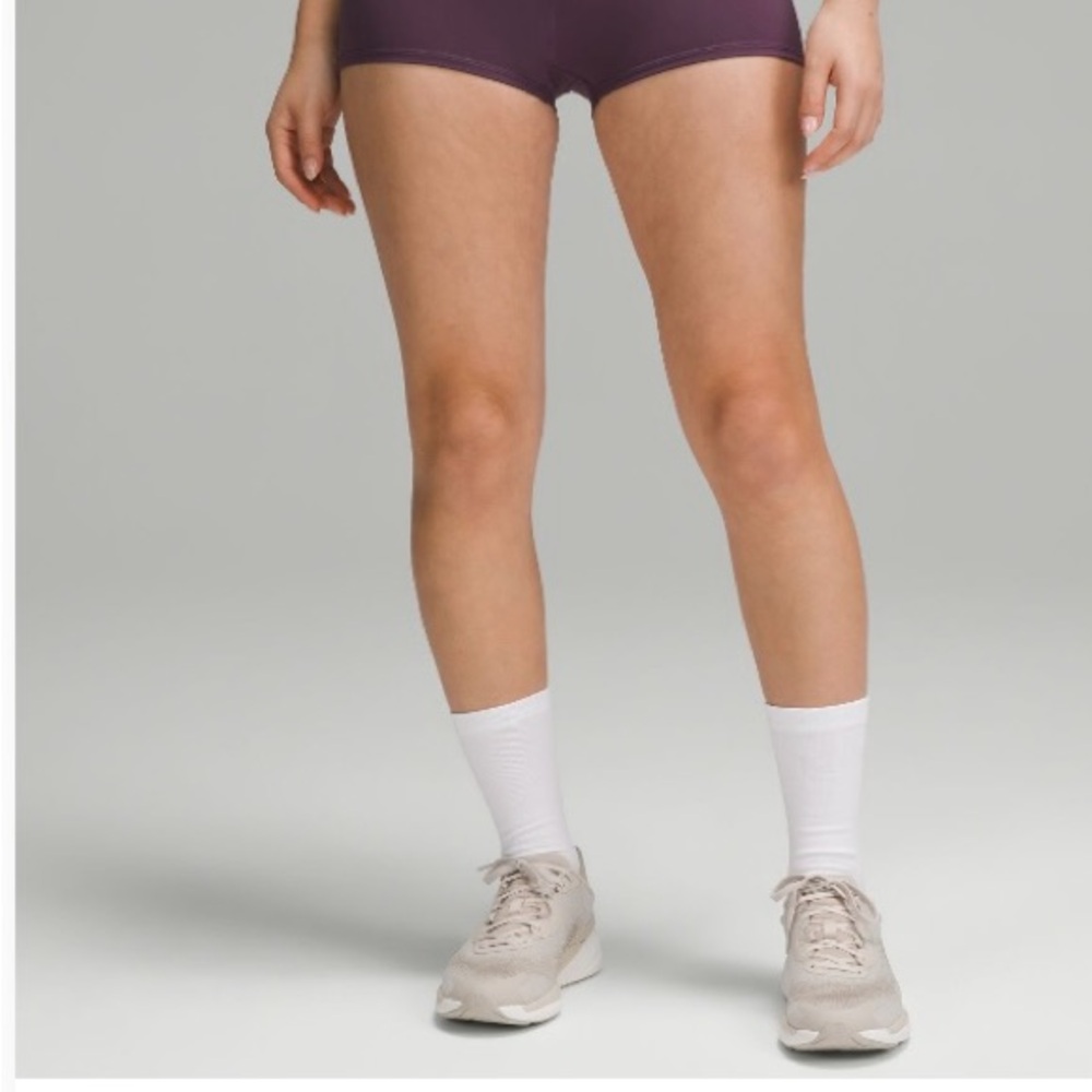 Lululemon Wunder Train shorts 2.5